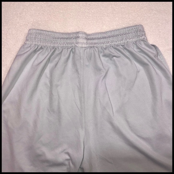 Nike DriFit ⛹🏻‍♂️🧗🏻🚣🏼🤹🏻🤺LRG Mens Shorts White Drawstring Two Pockets - Picture 14 of 16